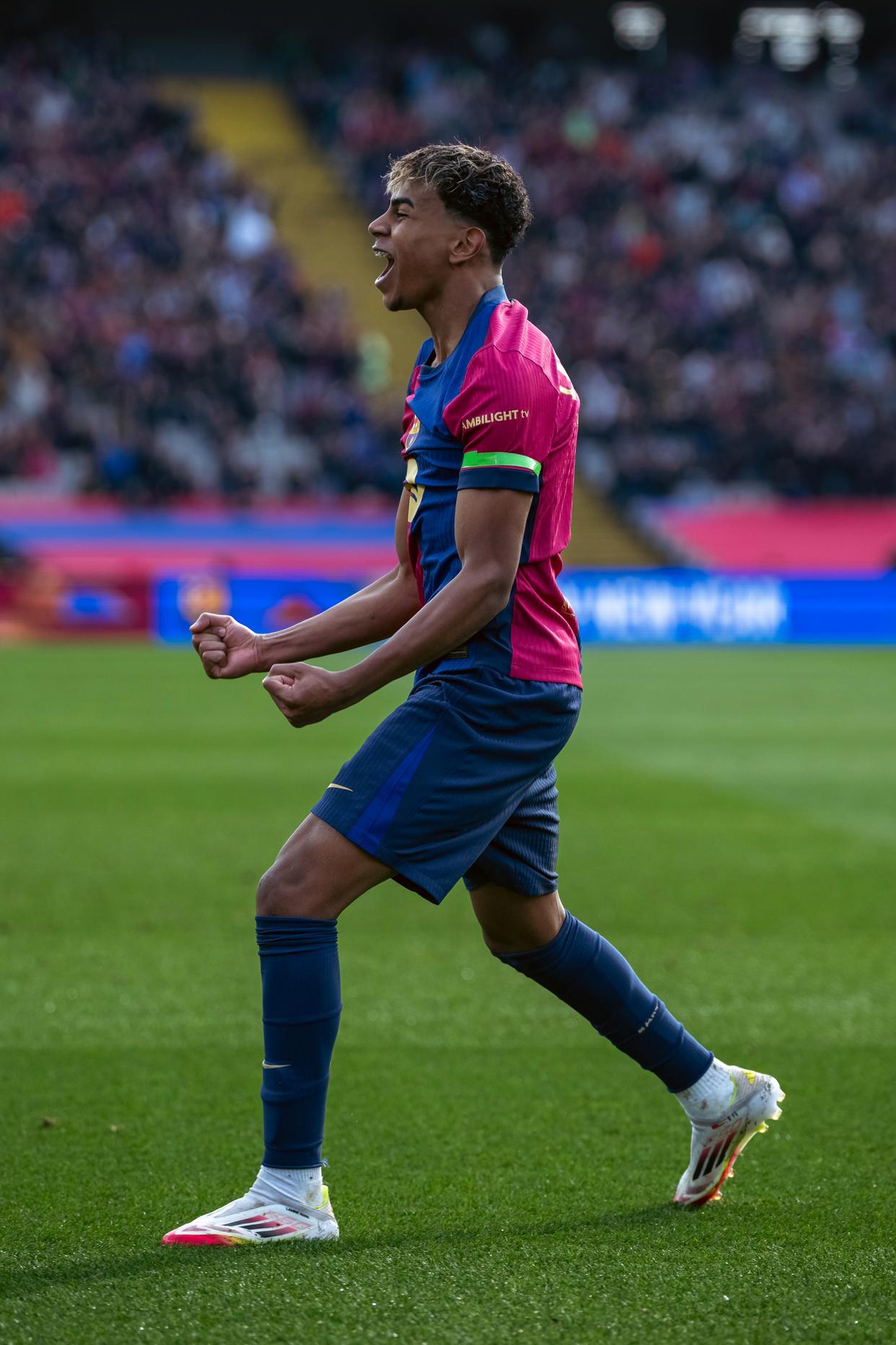 球速平台包含转会期费城76人调整名单以备西甲巴塞罗那刷新队史纪录备战国王杯，上海久事今晚调整名单看傻球迷的词条