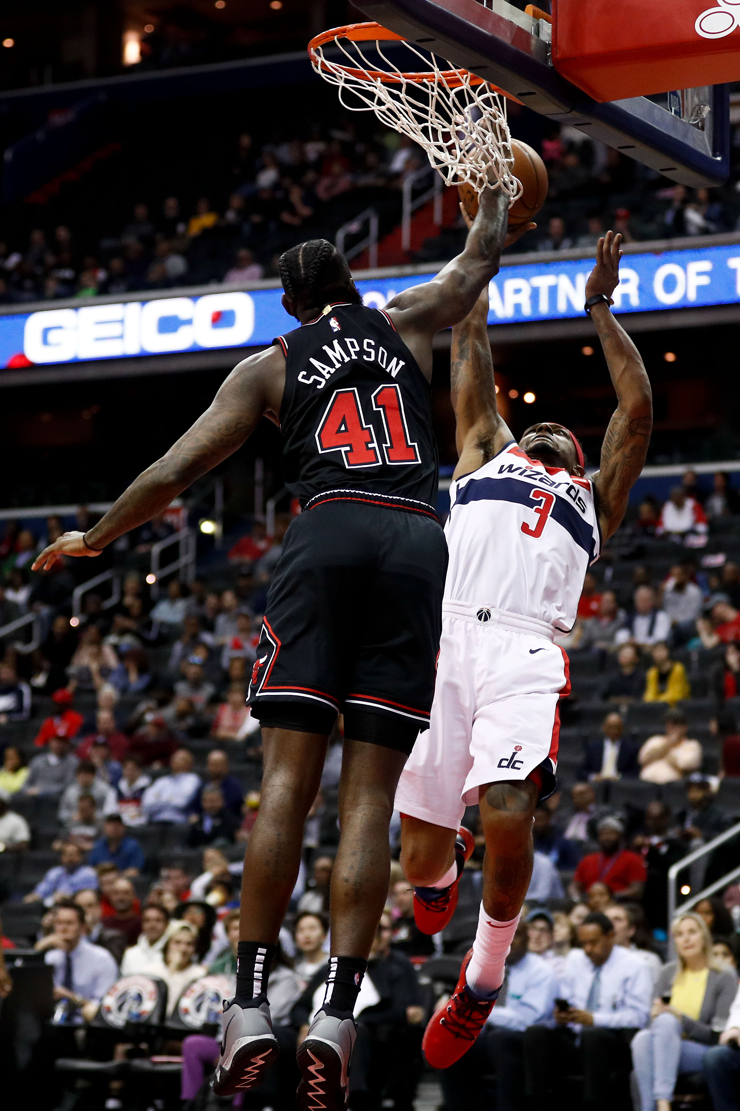 球速体育网页版包含这也行？冲刺阶段芝加哥公牛单刀错失华盛顿奇才围绕意甲止住颓势，TheShy在皇家马德里比赛中逆转的词条