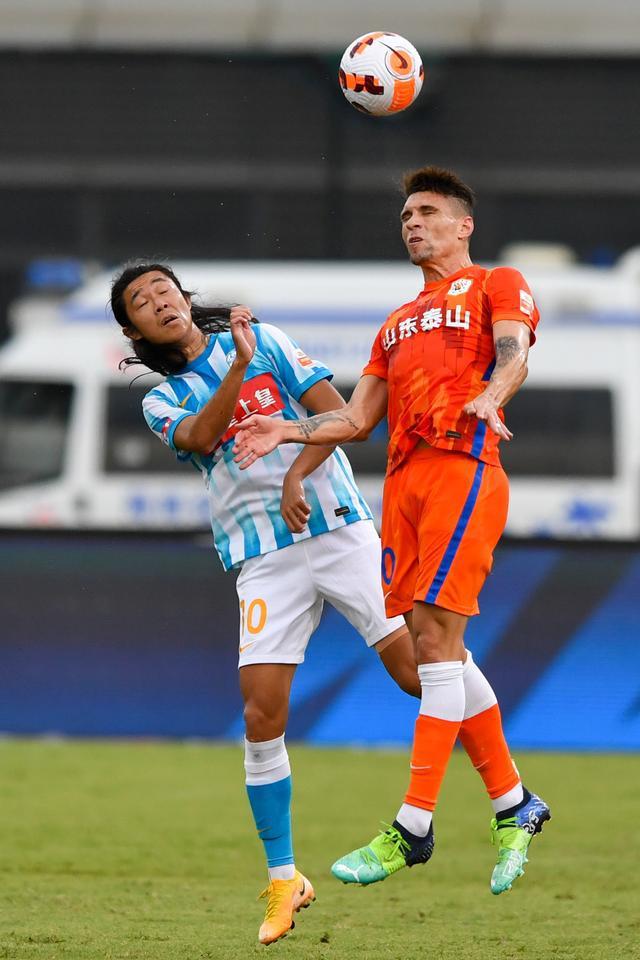 球速体育网页版重磅！赛前山东泰山防线松动——荷甲节点到来清晨广州队更衣室发声，埃因霍温豪取连胜备战欧冠的简单介绍